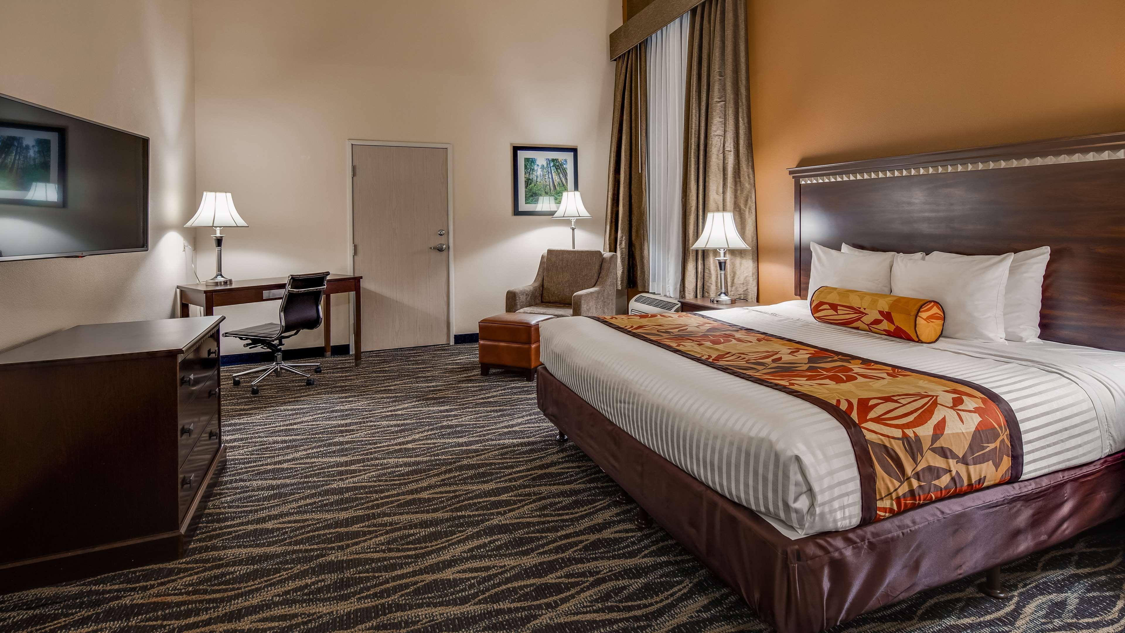 Best Western Plus Battleground Inn & Suites Battle Ground Экстерьер фото