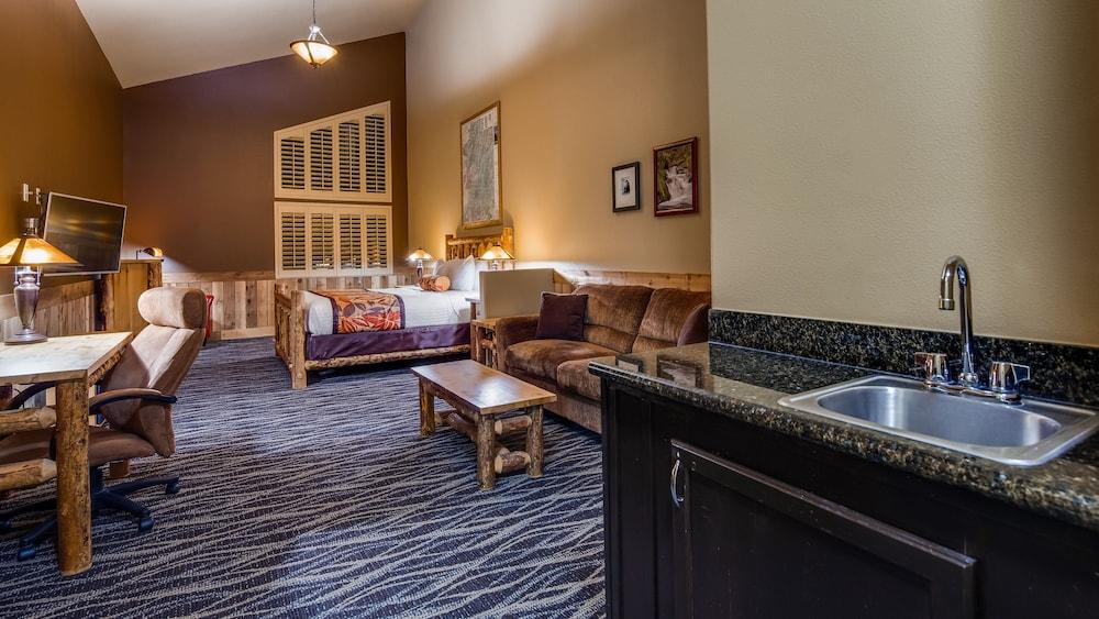 Best Western Plus Battleground Inn & Suites Battle Ground Экстерьер фото