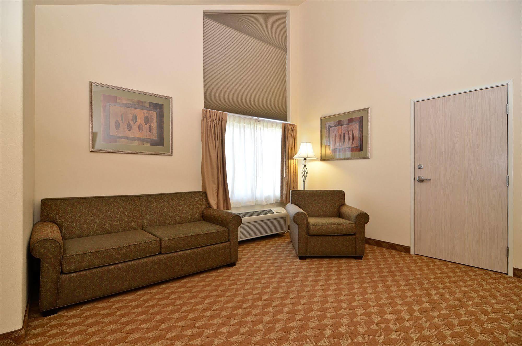 Best Western Plus Battleground Inn & Suites Battle Ground Экстерьер фото